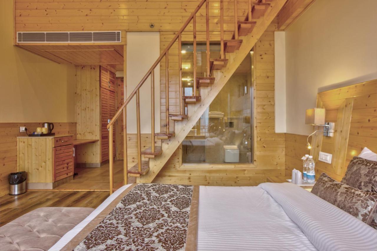 The Holiday Villa Resorts & Spa Manāli Eksteriør billede