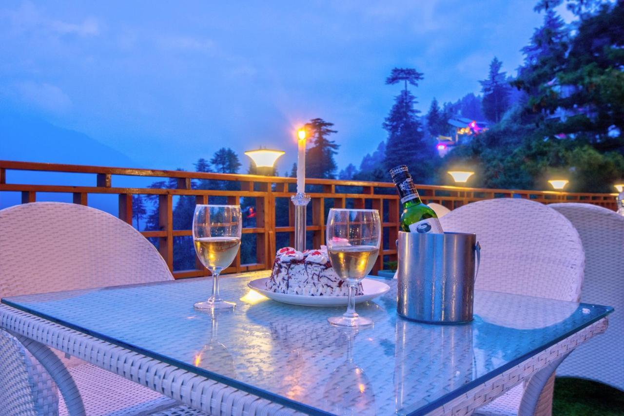 The Holiday Villa Resorts & Spa Manāli Eksteriør billede
