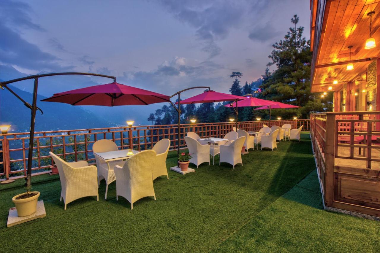 The Holiday Villa Resorts & Spa Manāli Eksteriør billede