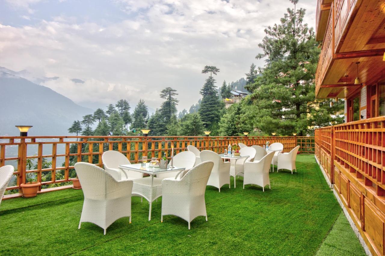The Holiday Villa Resorts & Spa Manāli Eksteriør billede