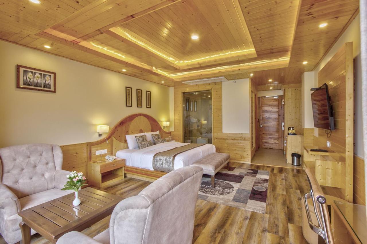 The Holiday Villa Resorts & Spa Manāli Eksteriør billede