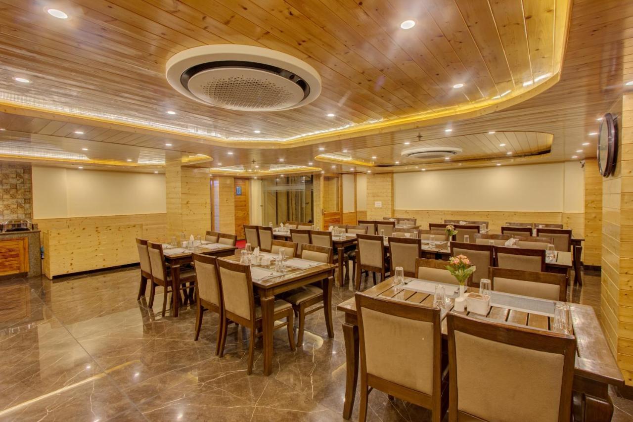 The Holiday Villa Resorts & Spa Manāli Eksteriør billede