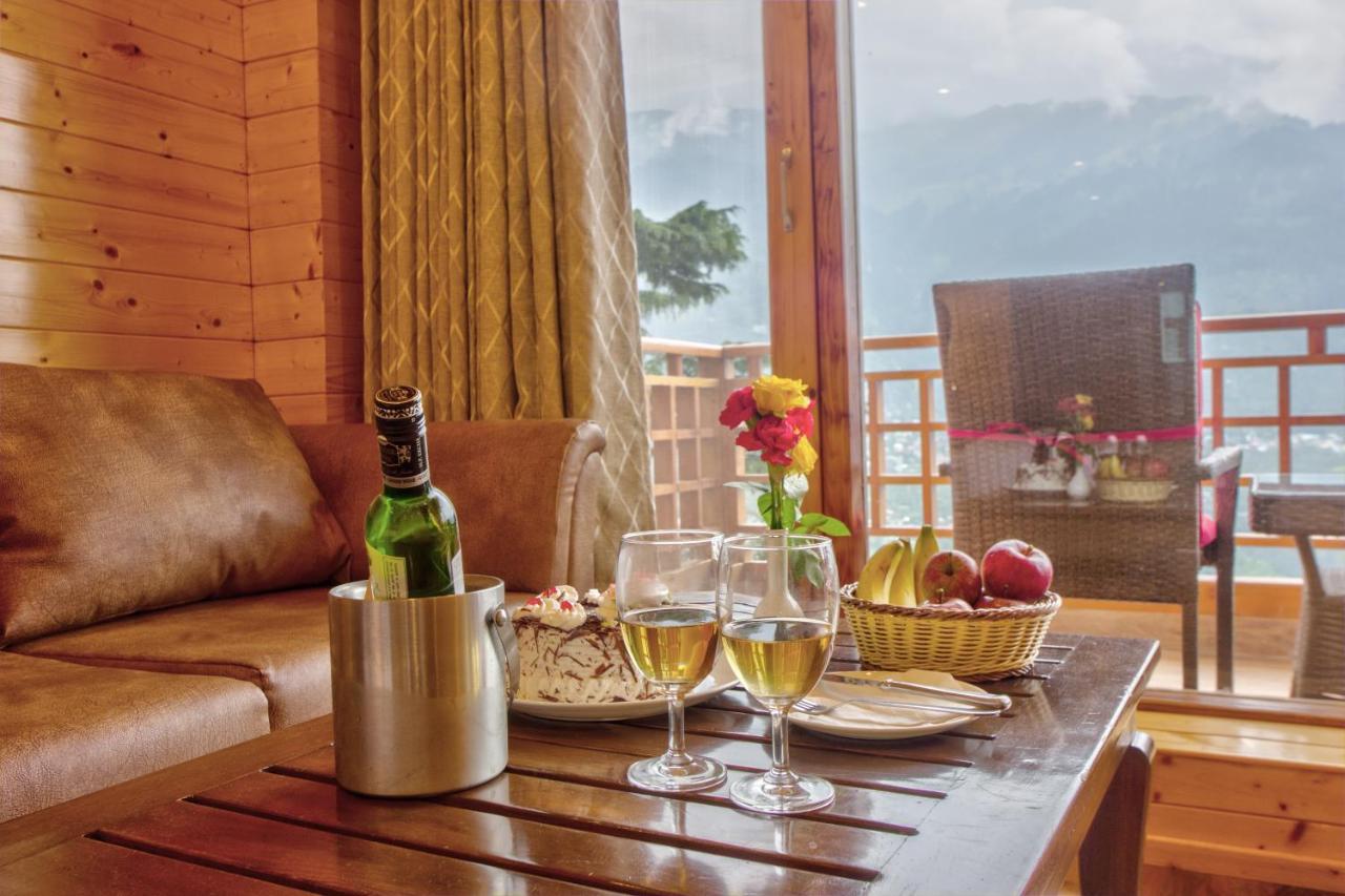 The Holiday Villa Resorts & Spa Manāli Eksteriør billede