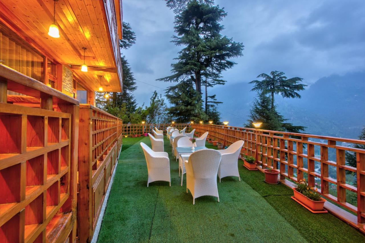 The Holiday Villa Resorts & Spa Manāli Eksteriør billede